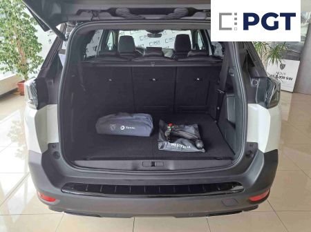 Peugeot 5008 GT 1,5 BlueHDi 130k EAT8 7 miest