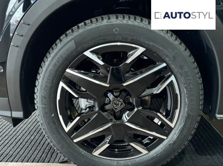 PEUGEOT NEW 3008 GT 1.2 Hybrid 136k e-DCS6 (MHEV)