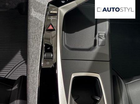 PEUGEOT NEW 3008 GT 1.2 Hybrid 136k e-DCS6 (MHEV)