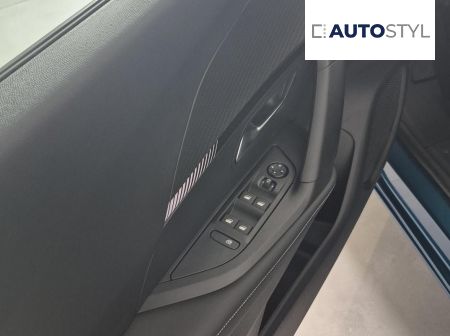 Peugeot E-2008 ALLURE Electric 115 kW / 156k 54 kWh