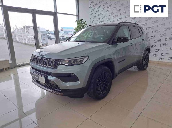 Jeep Compass Sustainability 1,3 GSE PHEV 240k 4x4 Jeep Compass Sustainability 1,3 GSE PHEV 240k 4x4