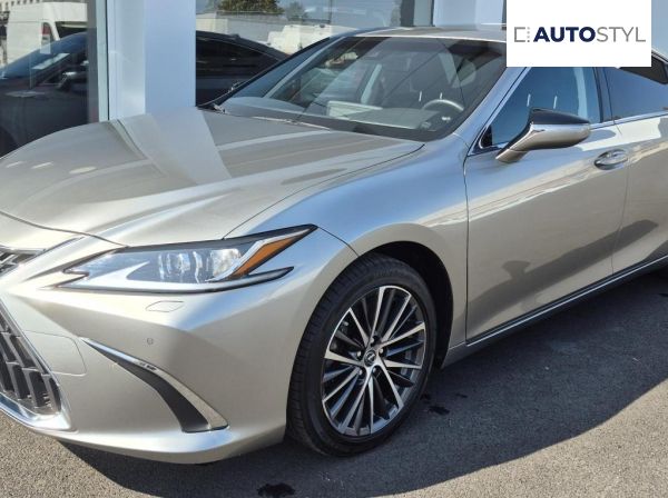 Lexus ES300H